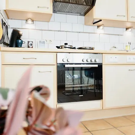 Apartment Stylisches Fuer Max 5 Personen In Naehe Zum Hbf Und Koblenzer-innenstadt *